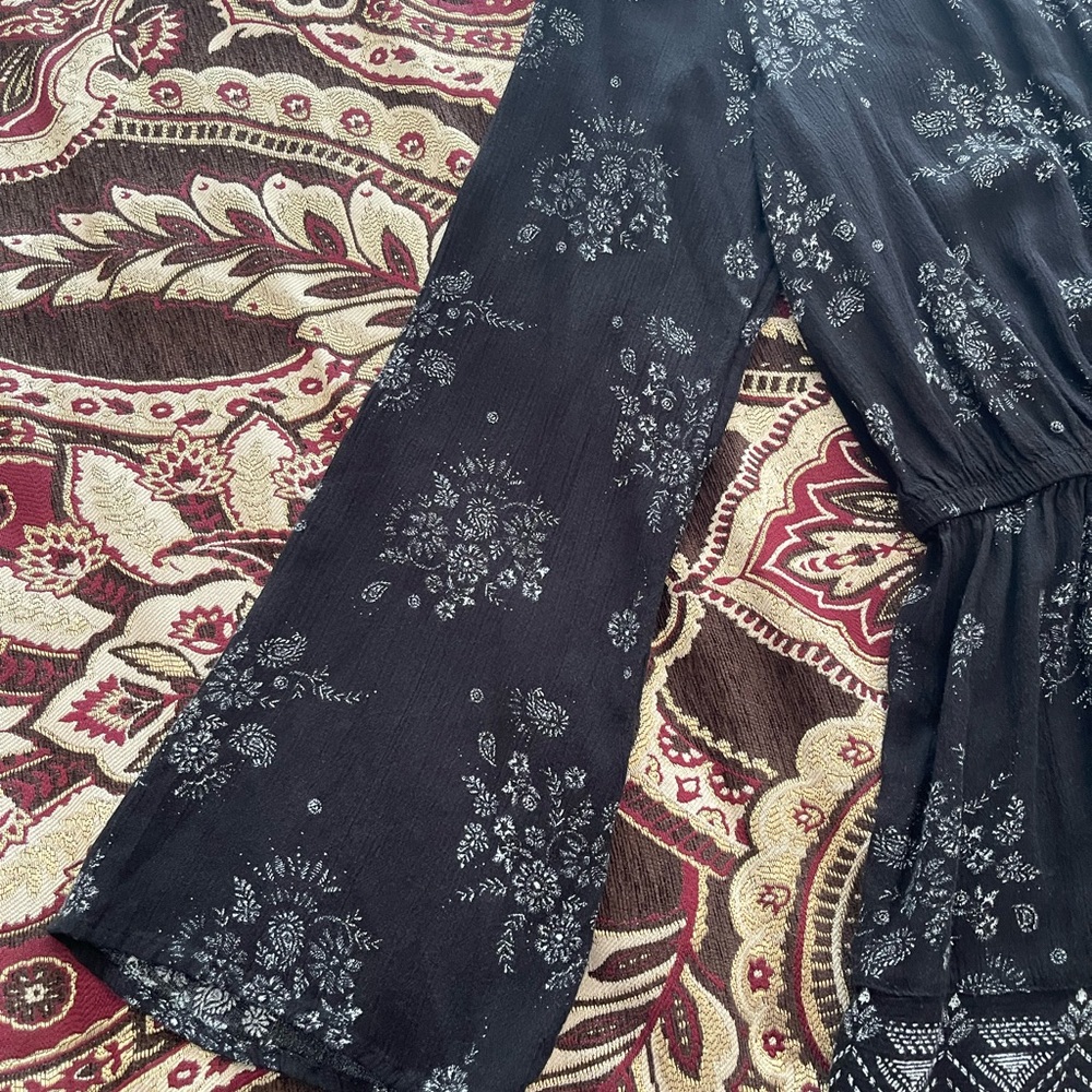 Romper - Picture 4 of 5
